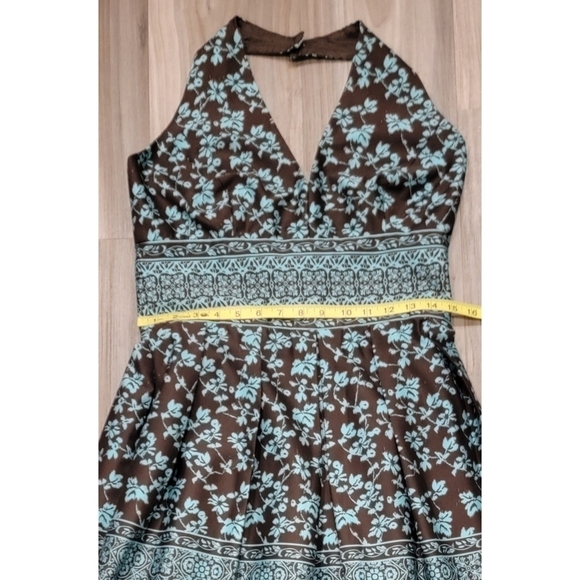 Maggy London Halter Style Dress - Picture 4 of 8